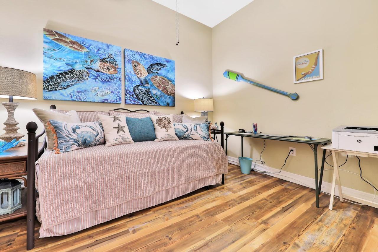 Bay Front Oasis Apartment St. Pete Beach Exterior foto