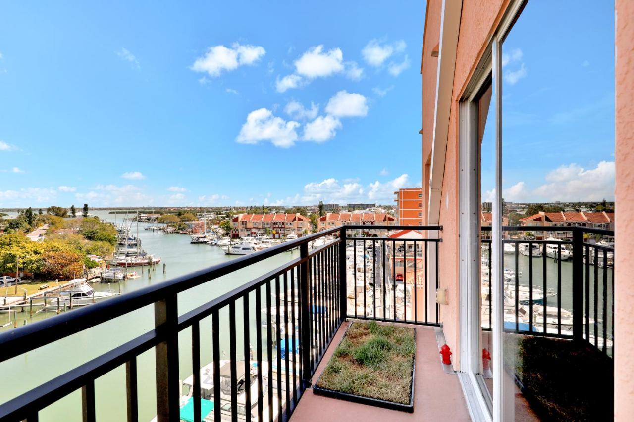 Bay Front Oasis Apartment St. Pete Beach Exterior foto